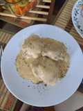 Contramuslos de pollo en salsa bechamel