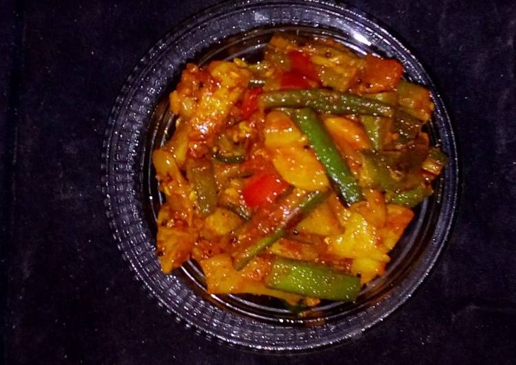 Spicy aloo bhindi