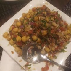 A picture of Chana chat.