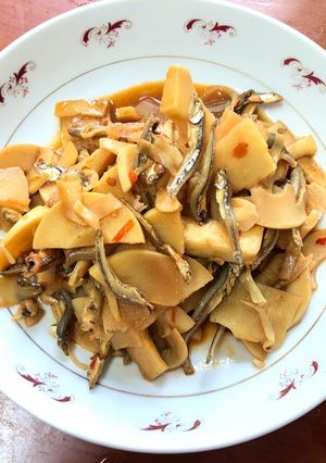 👩🏻‍🍳筍片炒小魚干 的食譜成品照片