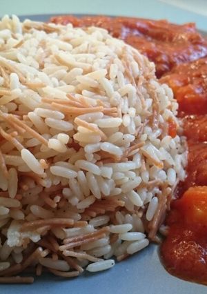 صورة لوصفة منزلة بطاطا مع رز بشعيرية