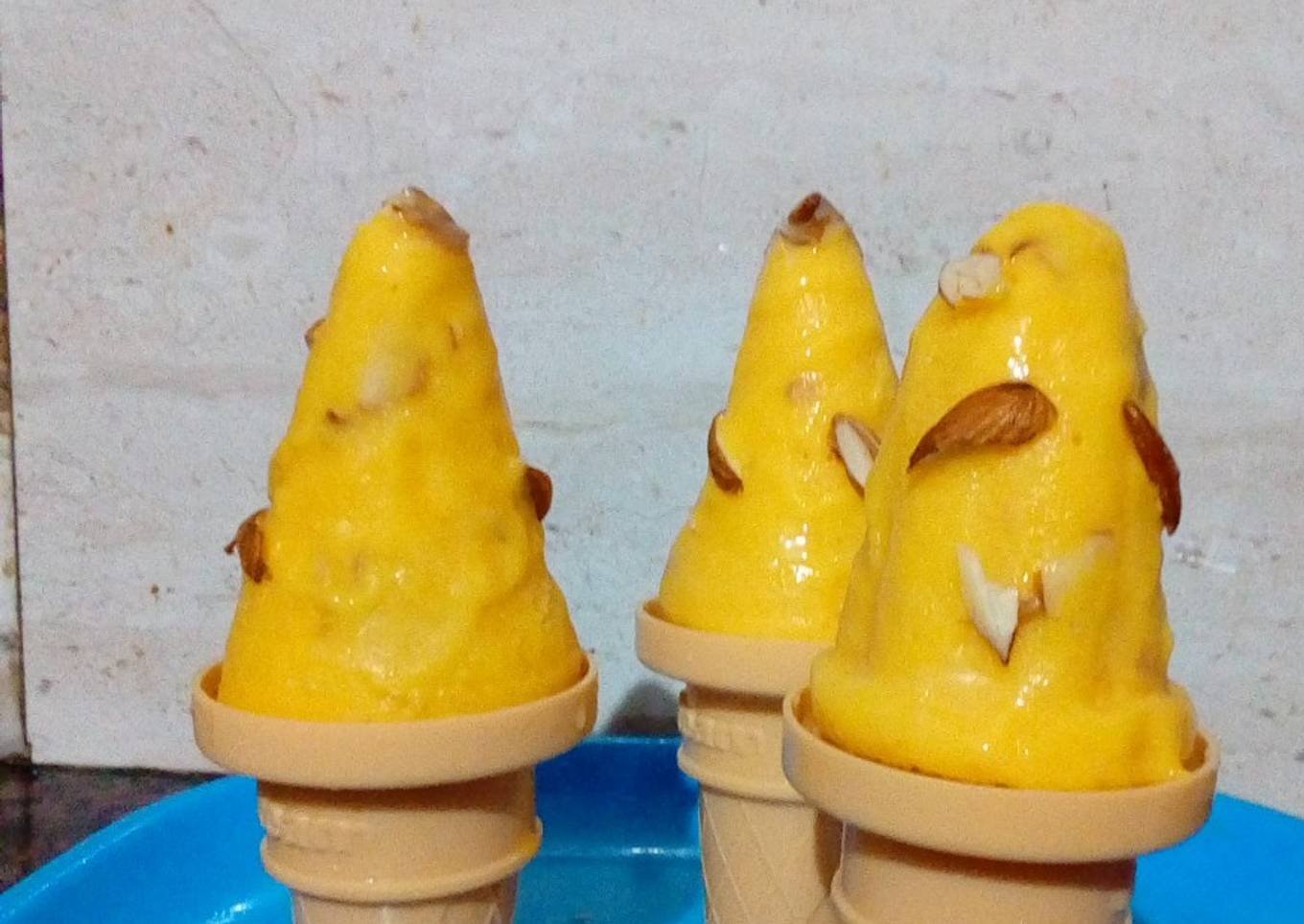 Mango kulfi