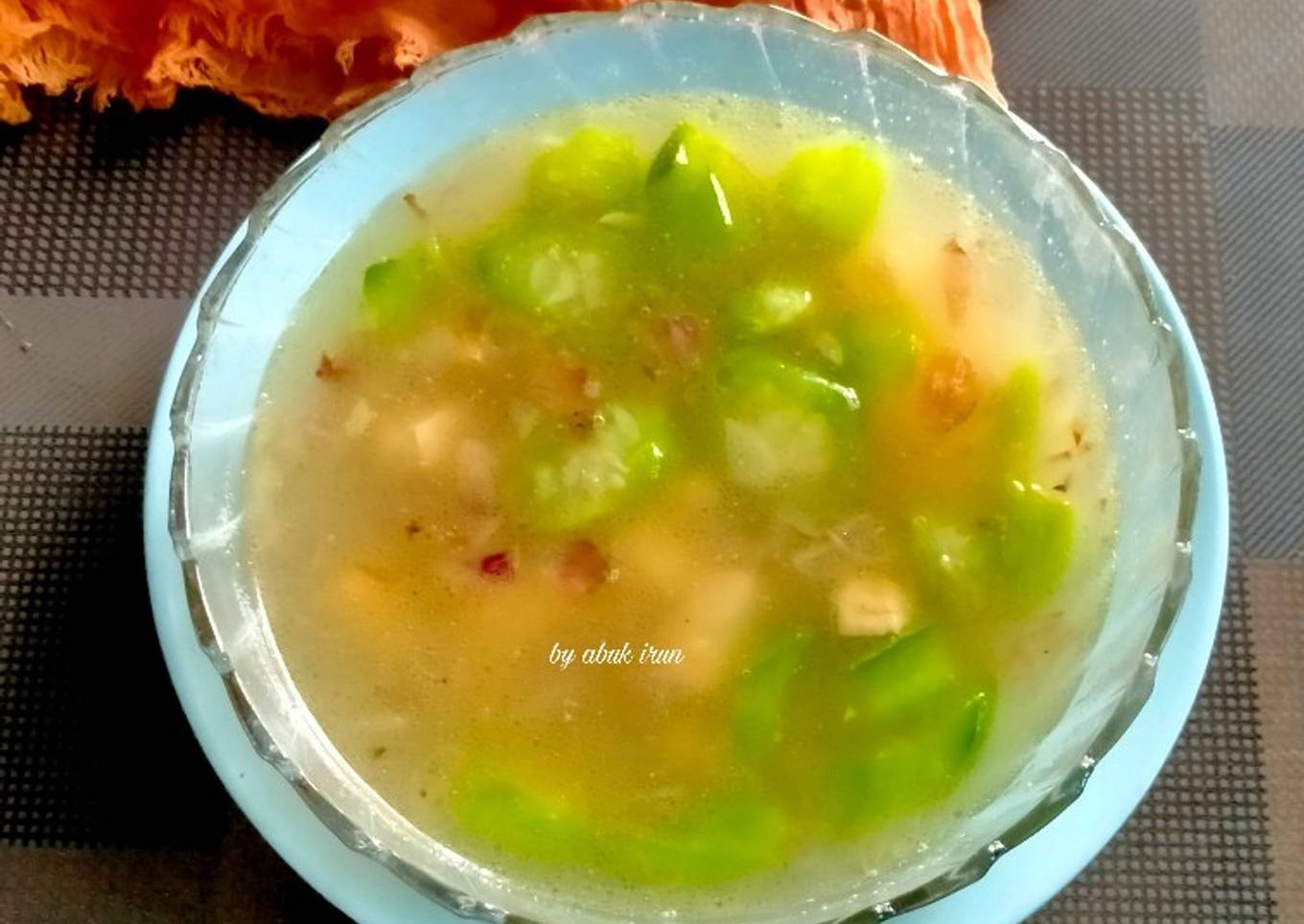 Sayur Bening Oyong Tahu