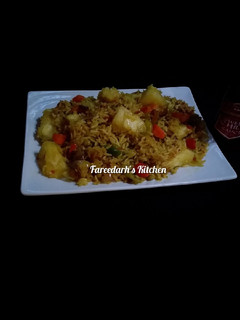 Pineapple Fried Rice ainihin hoton girkin