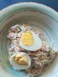 Ensaladilla rusa de atún y vegetales