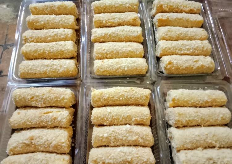 Bagaimana Membuat Creamy Risoles Ragout Ayam Anti Gagal