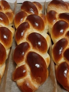Egyszerű 4 szálas fonott kalács recept fotója