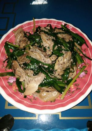 Hình của món Chem chép xào hẹ.