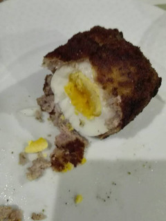 Una foto de Hamburguesa rellena de huevo