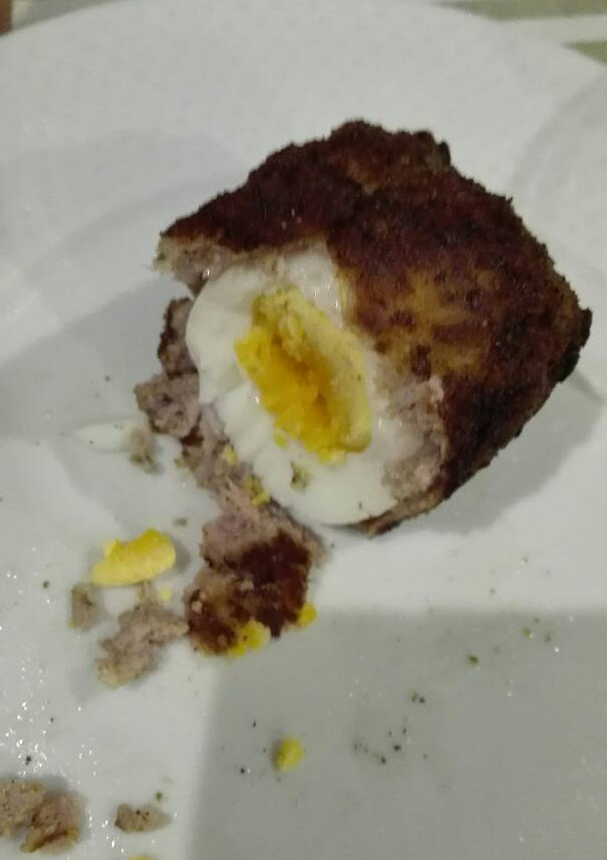 Una foto de Hamburguesa rellena de huevo
