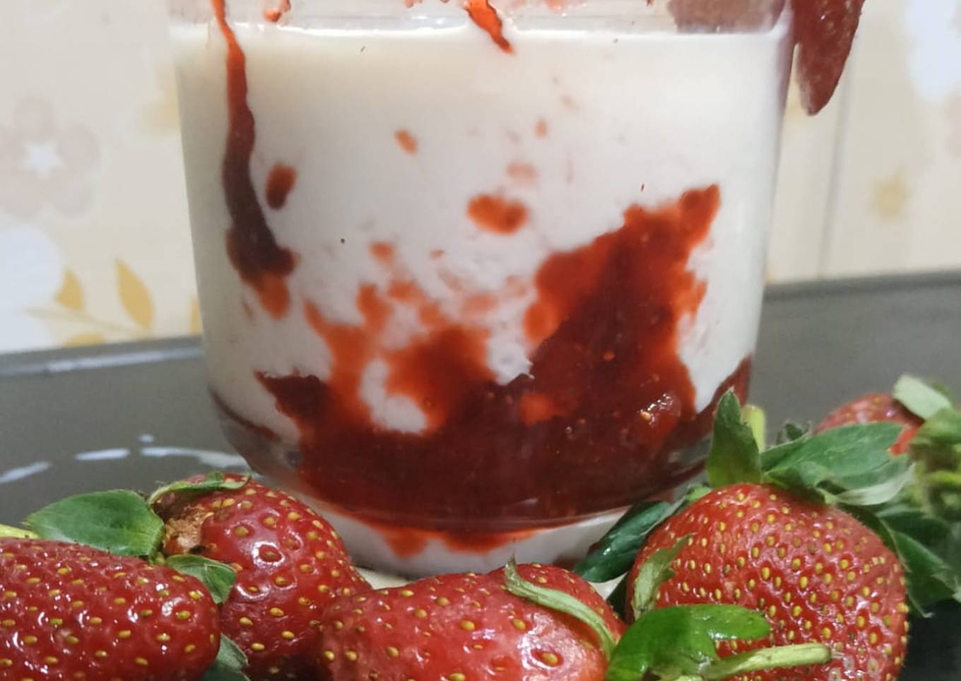 Korean Strawberry Milk Latte