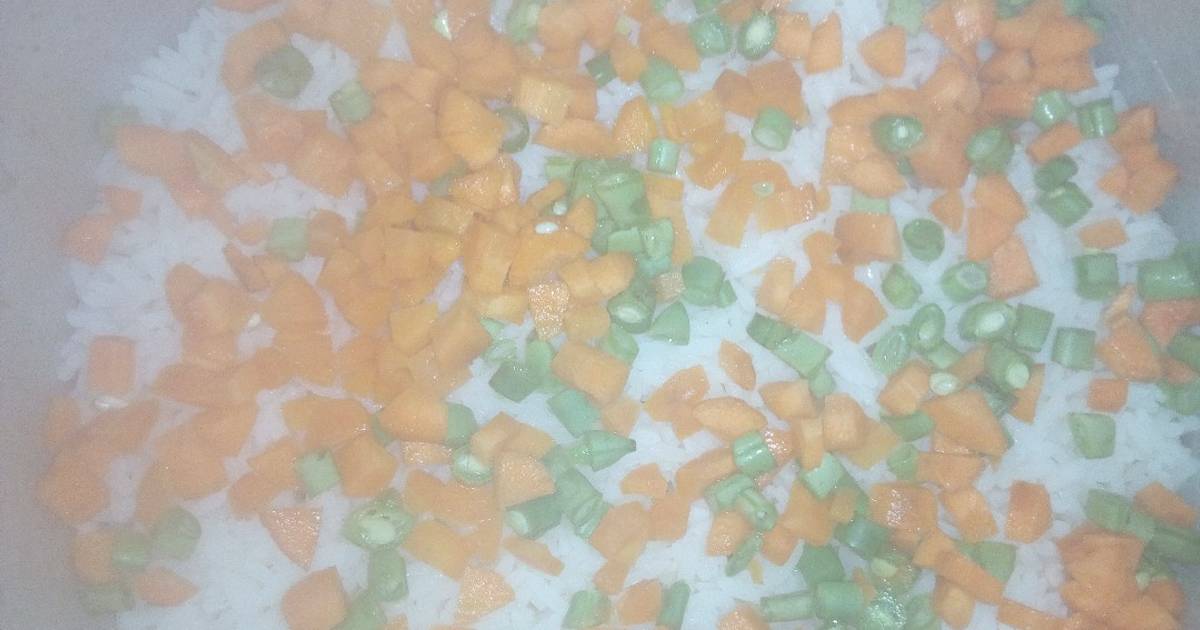 White rice with carrot and green beans Recipe by stellagodstime Abj