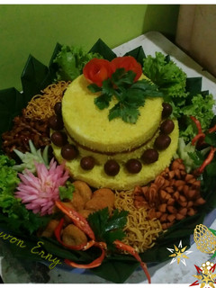 Foto resep Nasi Kuning Tumpeng