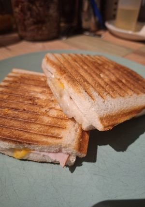 Une photo de Croque 3 fromages