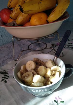 Una foto de Nutritivo de avena y banana 🍌🍌