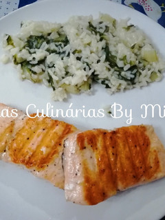 Foto de Salmão Grelhado com Arroz de Acelgas