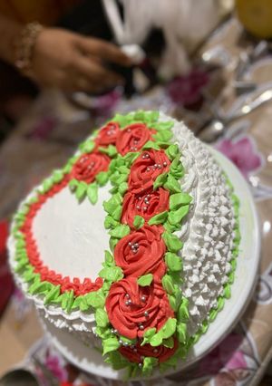 A picture of Egg less anniversary cake.