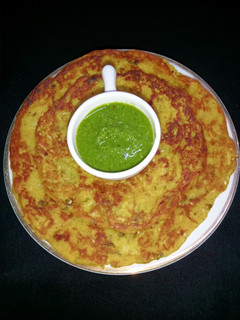 ककड़ी की थालीपीठ (Kakdi ki Thalipeeth recipe in Hindi) रेसिपी मुख्य फोटो