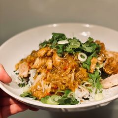 Crockpot: lemongrass ginger chicken A picture of Crockpot: lemongrass ginger chicken.