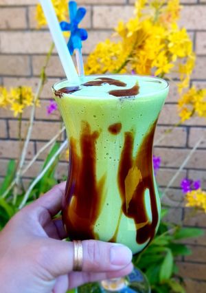 A picture of Es Alpukat (Avocado Juice).