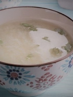Una foto de Sopa de huevo