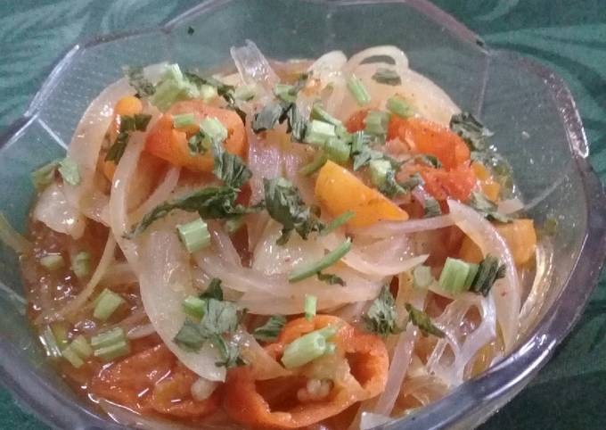 Bagaimana Menyiapkan Sohun kuah pedas Anti Gagal