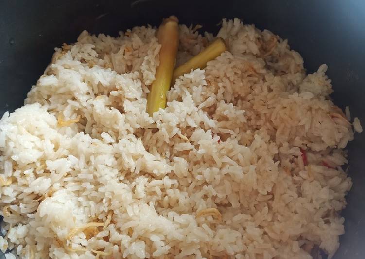 Cara Mudah Membuat Nasi Liwet rice cooker Bikin Ngiler