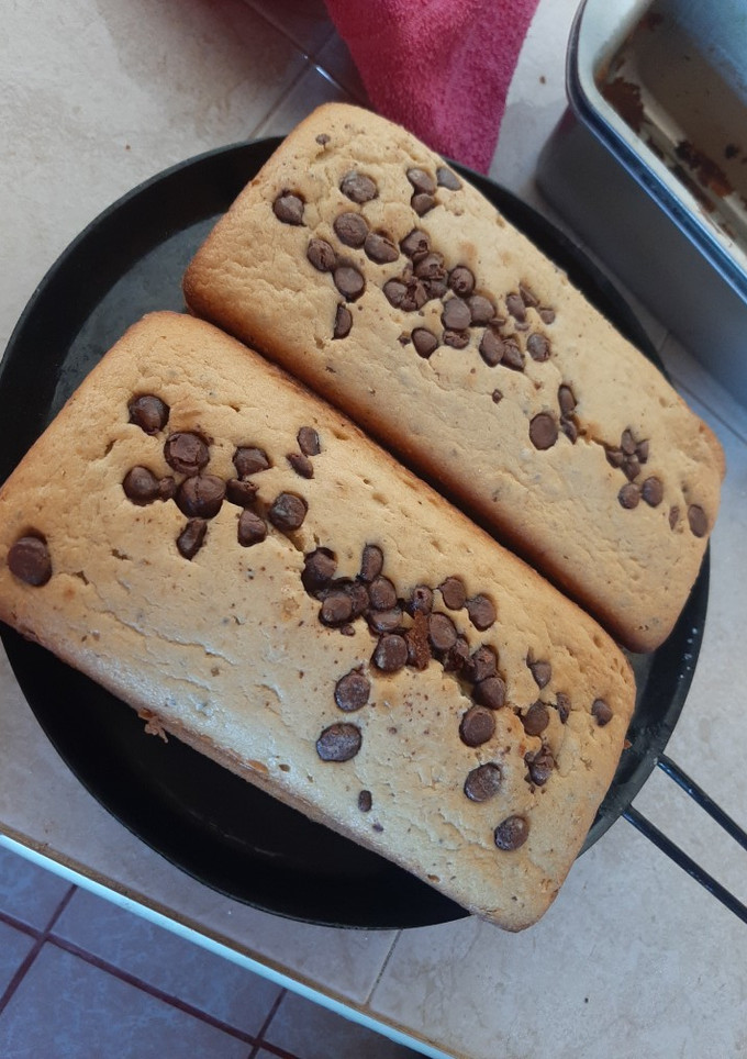 Una foto de Panque de plátano y chispas de chocolate