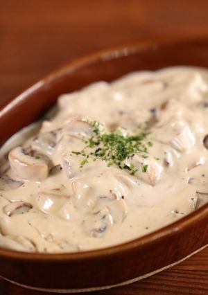(影音)奶油蘑菇－Creamy Garlic Mushrooms 的食譜成品照片