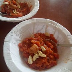 A picture of Gajar ka halva.