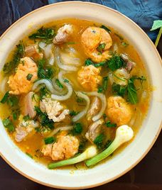 bánh canh chả cua
