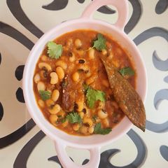 A picture of Black eyed peas curry.