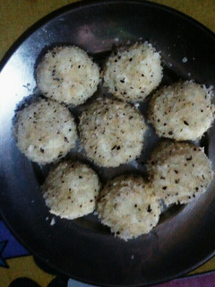 A picture of Paneer ladoo.