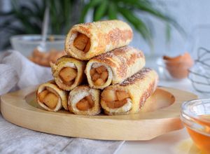 Foto principal de Canutillos de Torrija rellenas de Manzana Caramelizada y Queso Cremoso