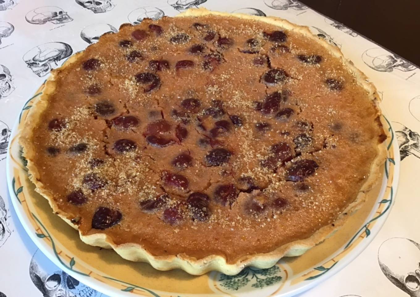 Tarte cerises crème à l'orange (pâte brisée à l'orange)