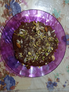 ચીકુ નો હલવો (Chikoo Halwa Recipe In Gujarati) રેસીપી મુખ્ય ફોટો