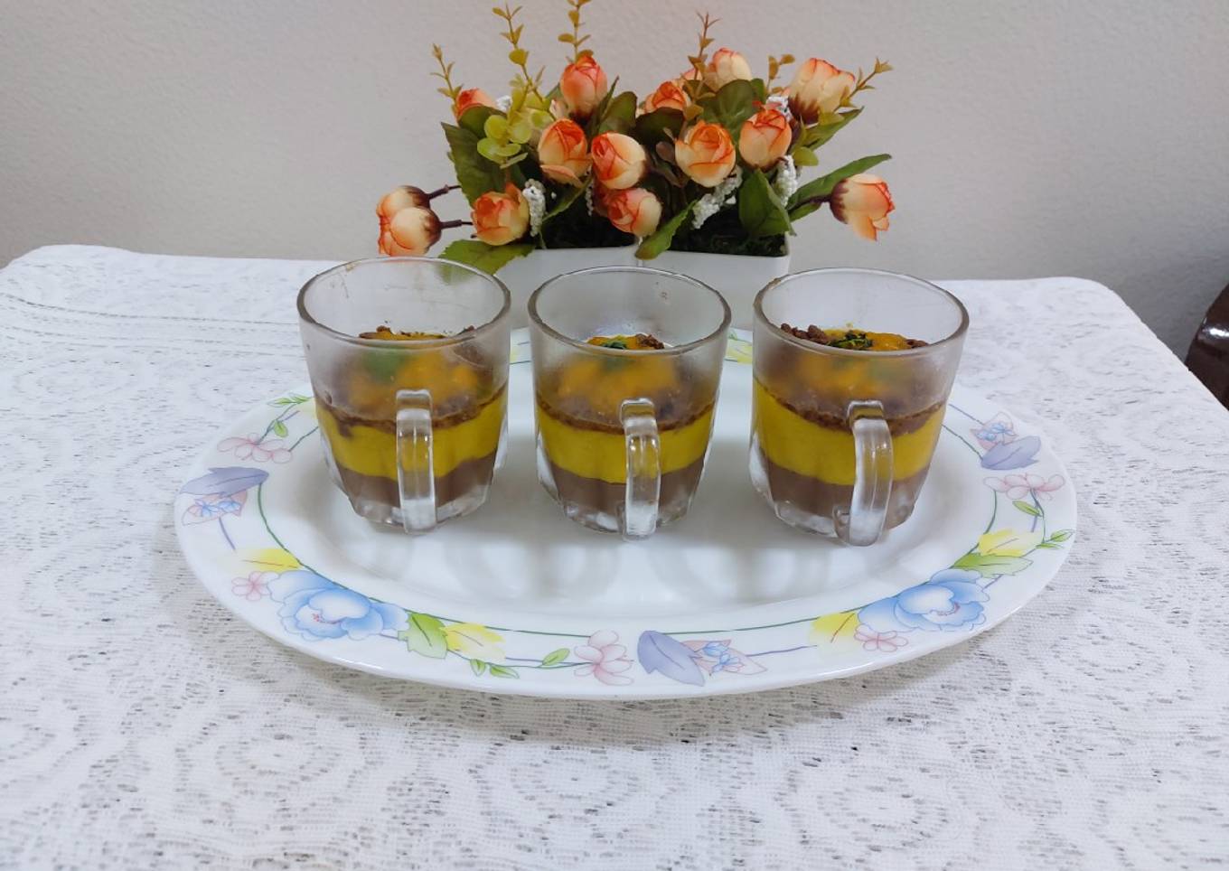 Mango chocolate mousse