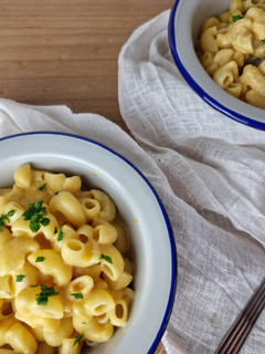 Una foto de Mac & cheese, one pot pasta