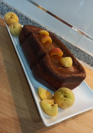 Foto principal de Bizcocho de espelta, plátano 🍌 y albaricoques