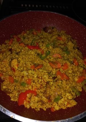 A picture of Stir fry steamed rice.