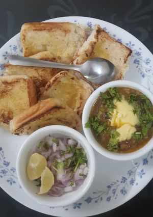 पाव भाजी रेसिपी मुख्य फोटो