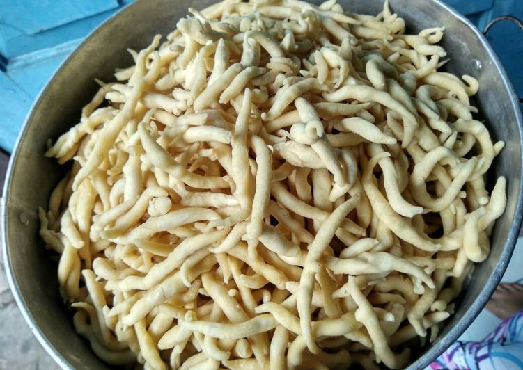 Cara termudah untuk Istimewa saat makan malamTelur gabus no keju 