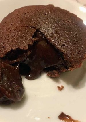 Une photo de Mi cuit au chocolat idéal pour les gourmands de chocolat 🍫🍫🍫