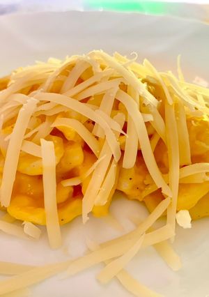 Sütőtökös sajtos tészta recept fotója