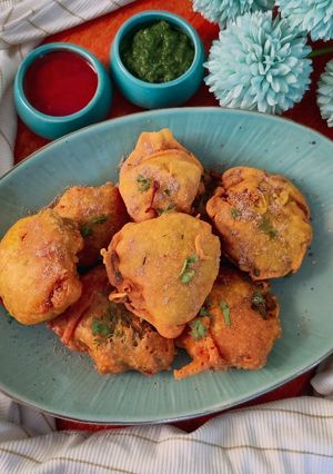 A picture of Stuffed Ajwain Pakoda.