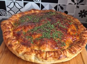 Une photo de Tourte feuilletée aux tomates 🍅