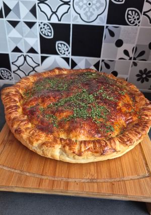 Une photo de Tourte feuilletée aux tomates 🍅