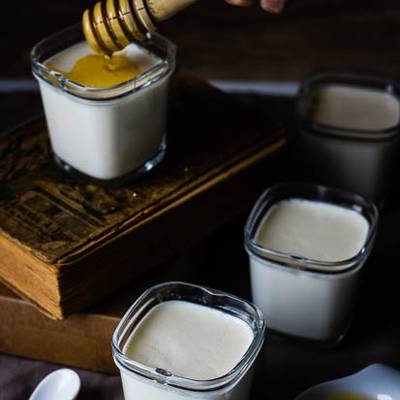 Yaourts Miel Et Fleur D Oranger De Litchi Vanille Cookpad