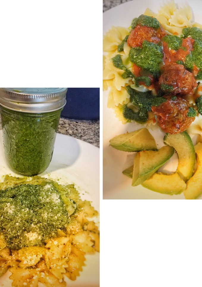Una foto de Salsa Pesto 💝 Albahaca 🌿 mi salsa preferida 😍 con pasta farfalle, sola o con albóndigas
