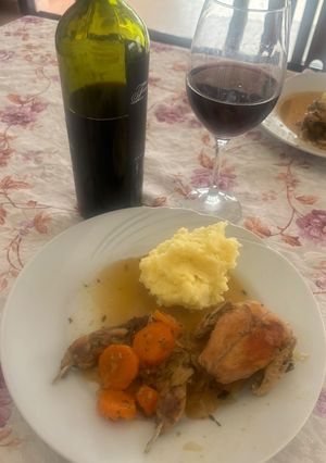 Una foto de Perdices al vino blanco en disco